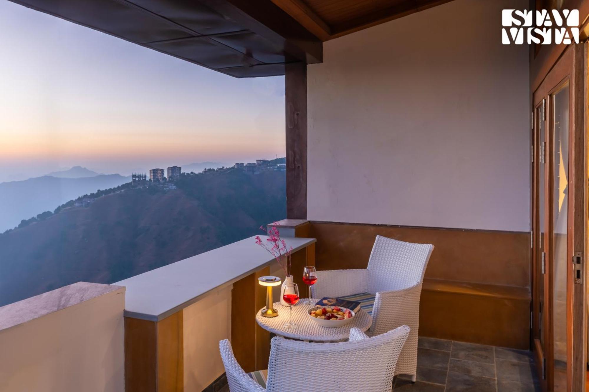 Stayvista At Orchards - Elysium Estate With Wifi, Bonfire シムラー エクステリア 写真